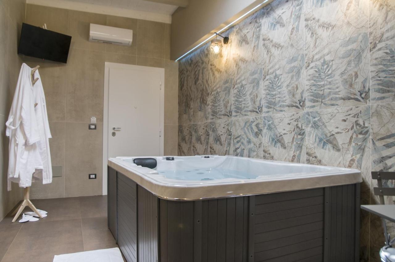 Suite 18 Luxury Apartments Μπάρι Εξωτερικό φωτογραφία